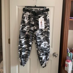 VIP jeans black grey white camouflage NWT adjustable